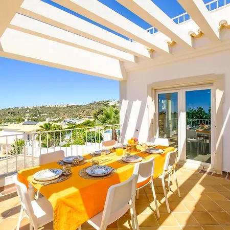 Bellegarde Marina Villa *